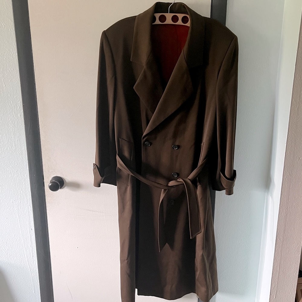 Mens Vintage trench coat. JK Collections New York. Size 44